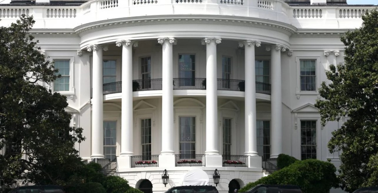 Україна передала адміністрації Трампа секретний документ щодо Донбасу, війни й Росії Україна передала адміністрації Трампа секретний документ щодо Донбасу, війни й Росії